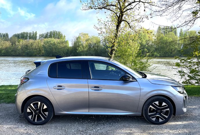 Peugeot 208 2026 Gris Diesel